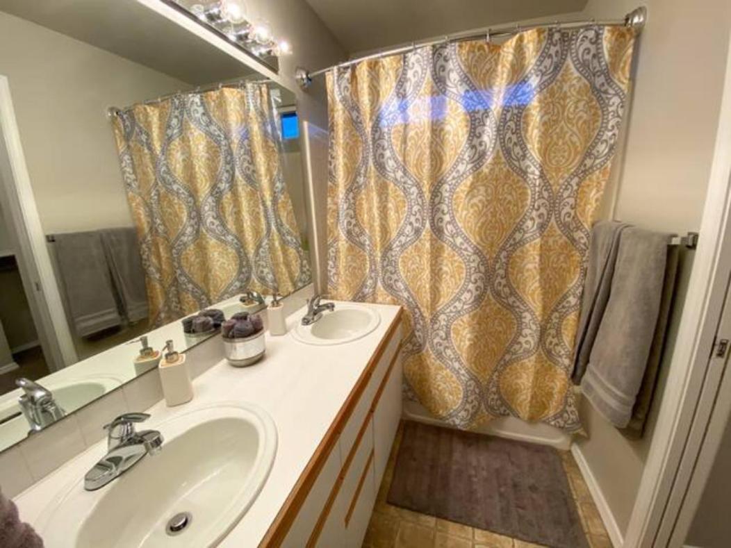 The Getaway Se Boise Condo Across The Street From Greenbelt, Bown Crossing And Boise River 3Bd 3Bath, 4 Beds! Lovely, Homey, Dining Table Seats 6 エクステリア 写真