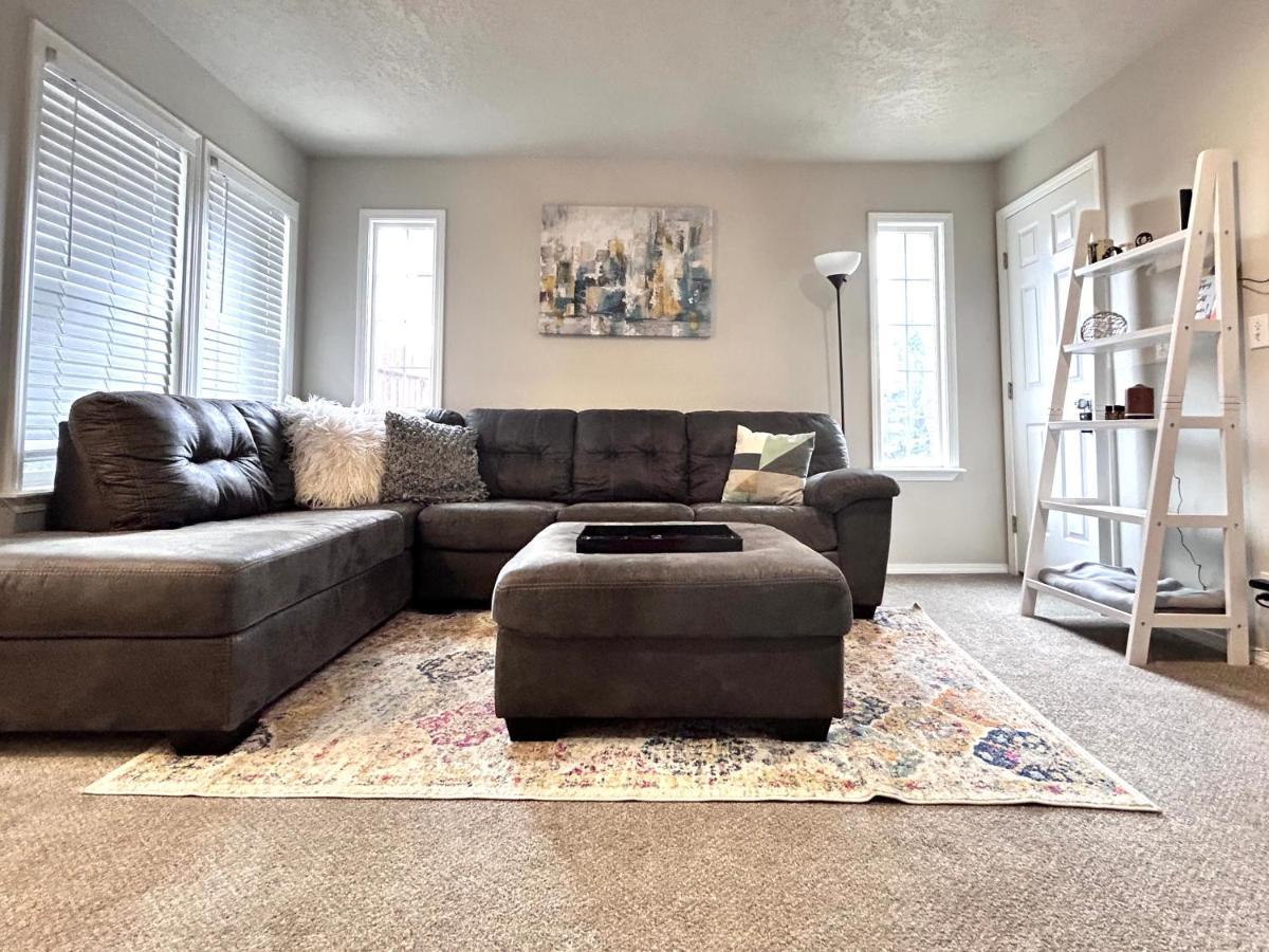 The Getaway Se Boise Condo Across The Street From Greenbelt, Bown Crossing And Boise River 3Bd 3Bath, 4 Beds! Lovely, Homey, Dining Table Seats 6 エクステリア 写真
