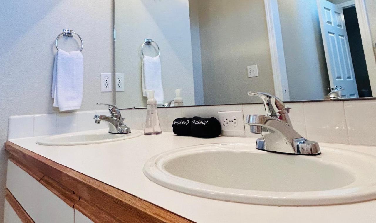The Getaway Se Boise Condo Across The Street From Greenbelt, Bown Crossing And Boise River 3Bd 3Bath, 4 Beds! Lovely, Homey, Dining Table Seats 6 エクステリア 写真