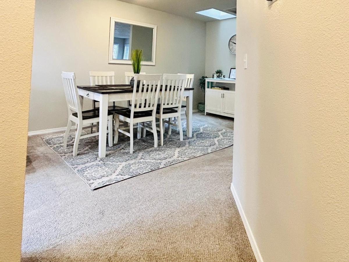 The Getaway Se Boise Condo Across The Street From Greenbelt, Bown Crossing And Boise River 3Bd 3Bath, 4 Beds! Lovely, Homey, Dining Table Seats 6 エクステリア 写真